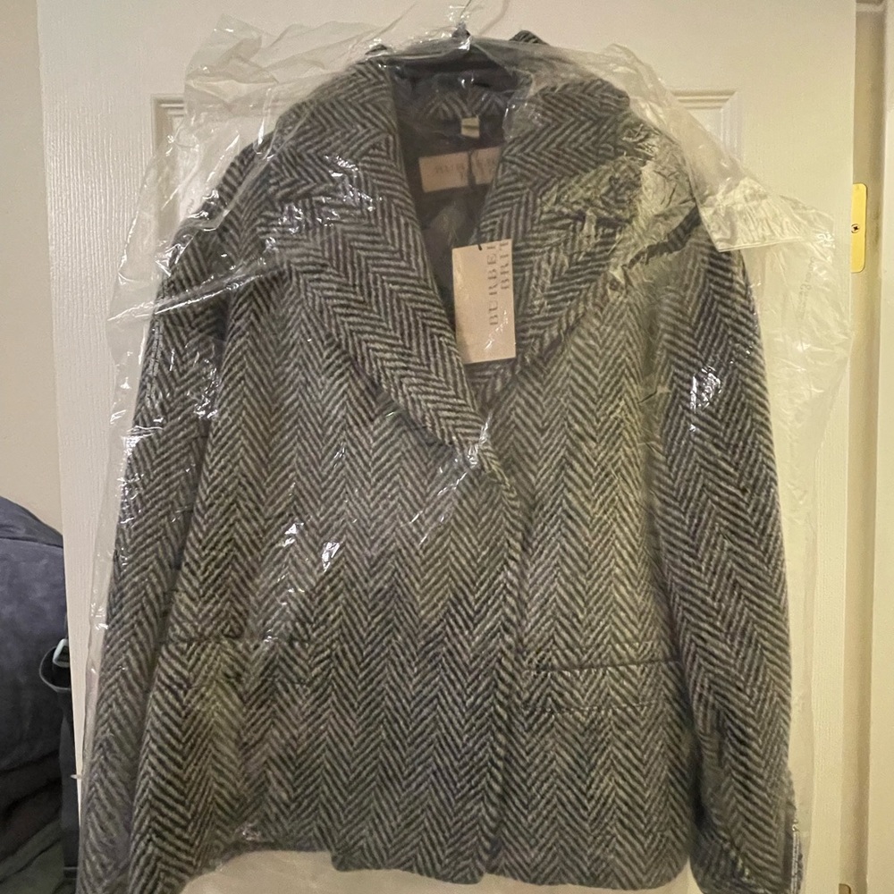 Burberry women‘s wool jacket - Picture 5 of 12